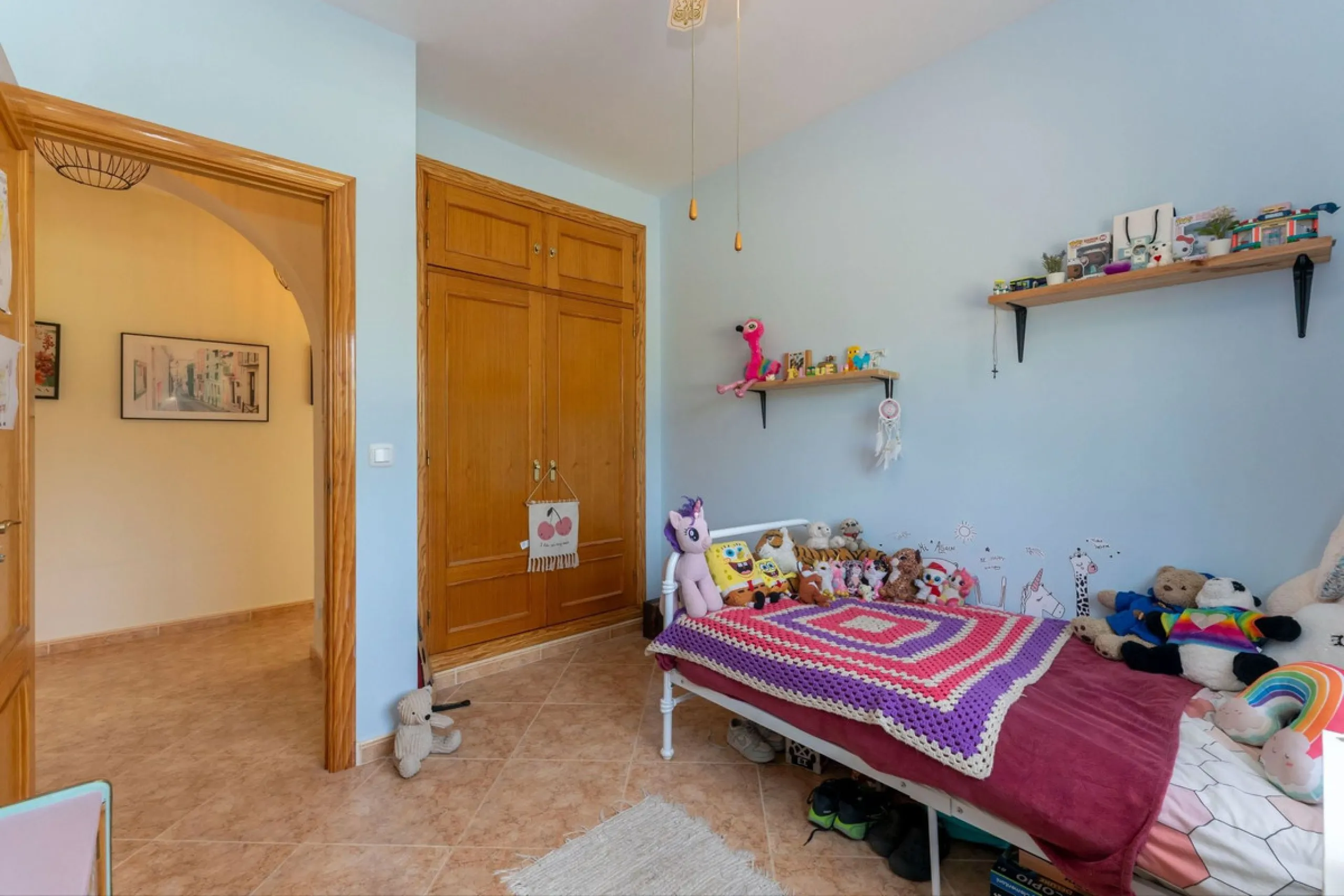 House - Finca - Cortijo в продаже в Casarabonela, Málaga. В доме 3 спален и 2 ванных комнат. Площадь дома 142 м². Площадь участка 6000 м²