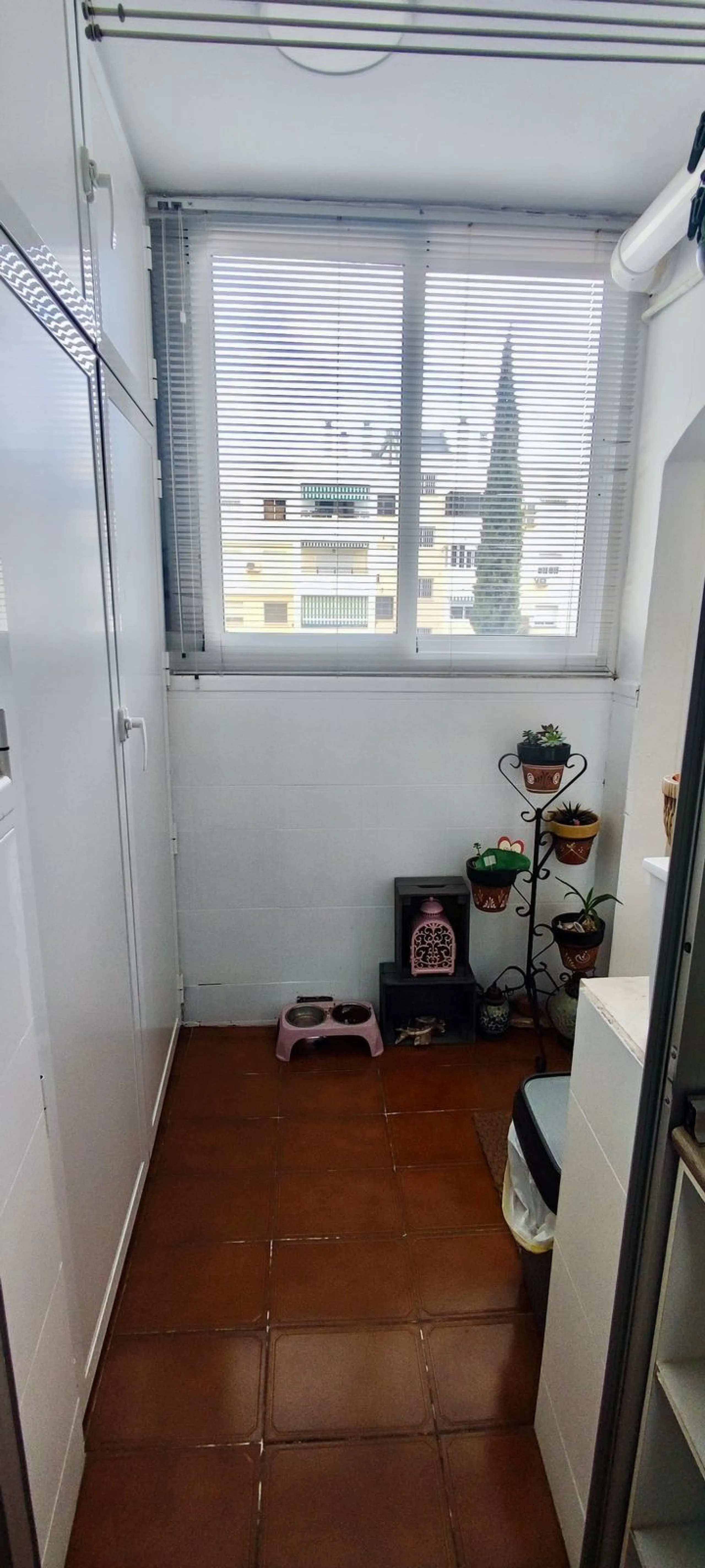 Apartment - Middle Floor Apartment в продаже в Benalmadena, Málaga. В доме 3 спален и 1 ванных комнат. Площадь дома 99 м²