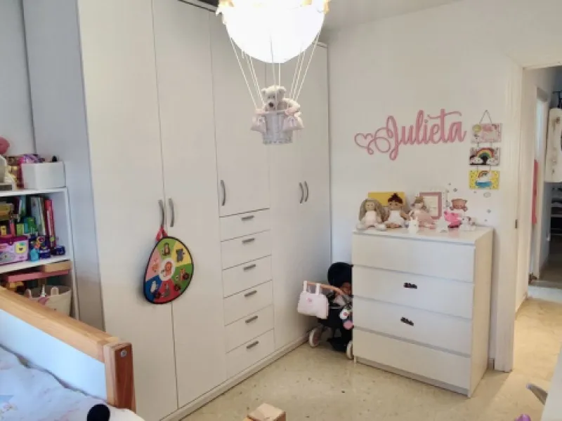Apartment - Middle Floor Apartment в продаже в Benalmadena, Málaga. В доме 3 спален и 1 ванных комнат. Площадь дома 99 м²
