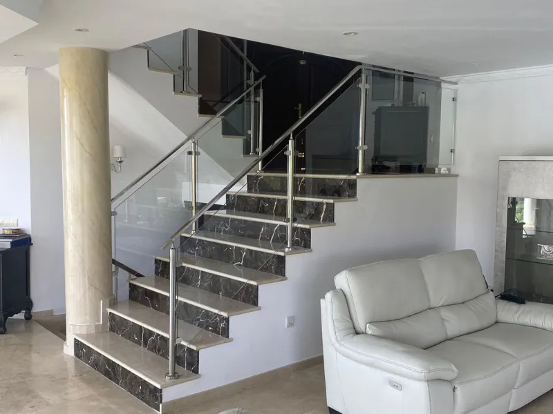House - Detached Villa в продаже в Benahavís, Málaga. В доме 5 спален и 5 ванных комнат. Площадь дома 650 м². Площадь участка 1600 м²