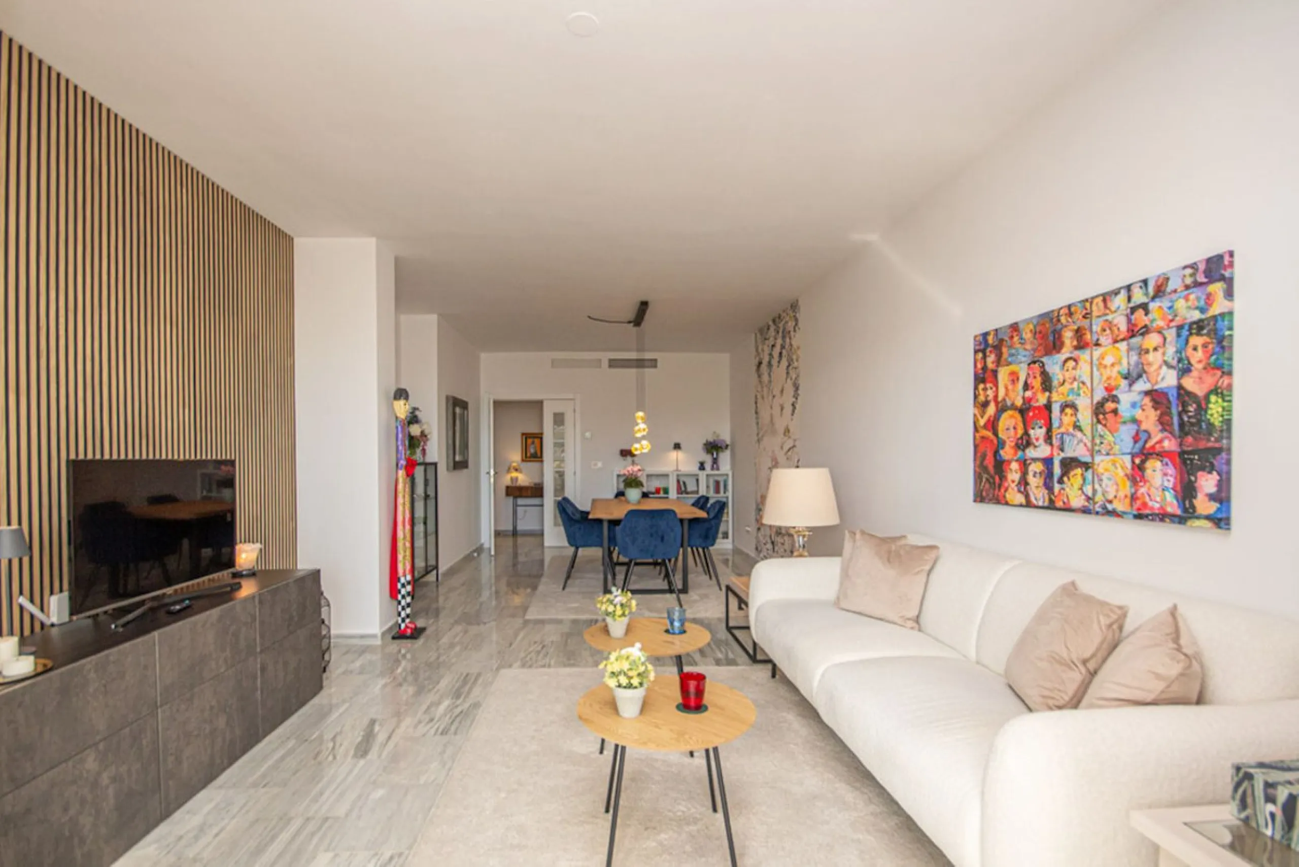 Fully Renovated 2-Bedroom Apartment with Sea Views in Cabopino