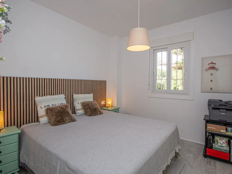 Fully Renovated 2-Bedroom Apartment with Sea Views in Cabopino