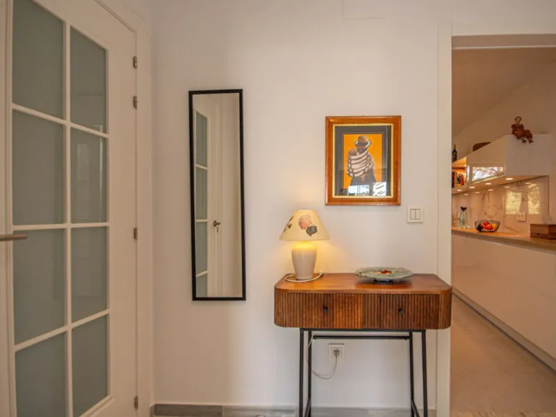 Fully Renovated 2-Bedroom Apartment with Sea Views in Cabopino