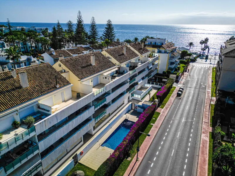 Apartment - Middle Floor Apartment в продаже в Marbella, Málaga. В доме 2 спален и 2 ванных комнат. Площадь дома 92 м²