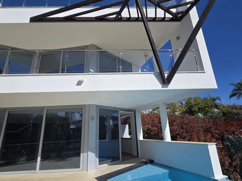 Modern Luxury Semi-detached house in Meisho Hills, Sierra Blanca