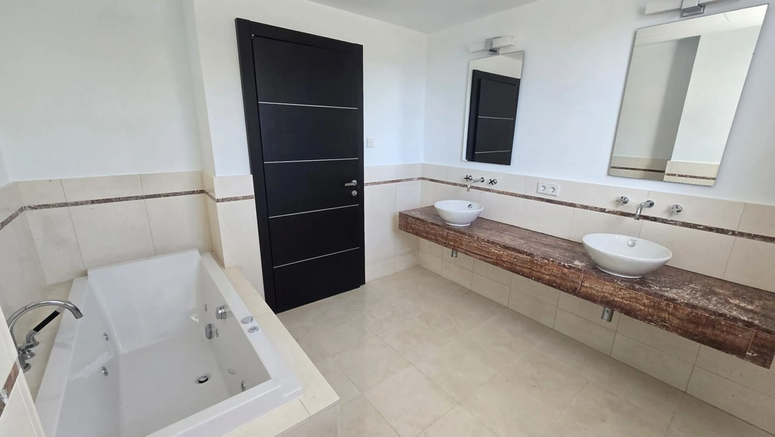 Modern Luxury Semi-detached house in Meisho Hills, Sierra Blanca