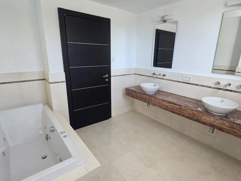 Modern Luxury Semi-detached house in Meisho Hills, Sierra Blanca