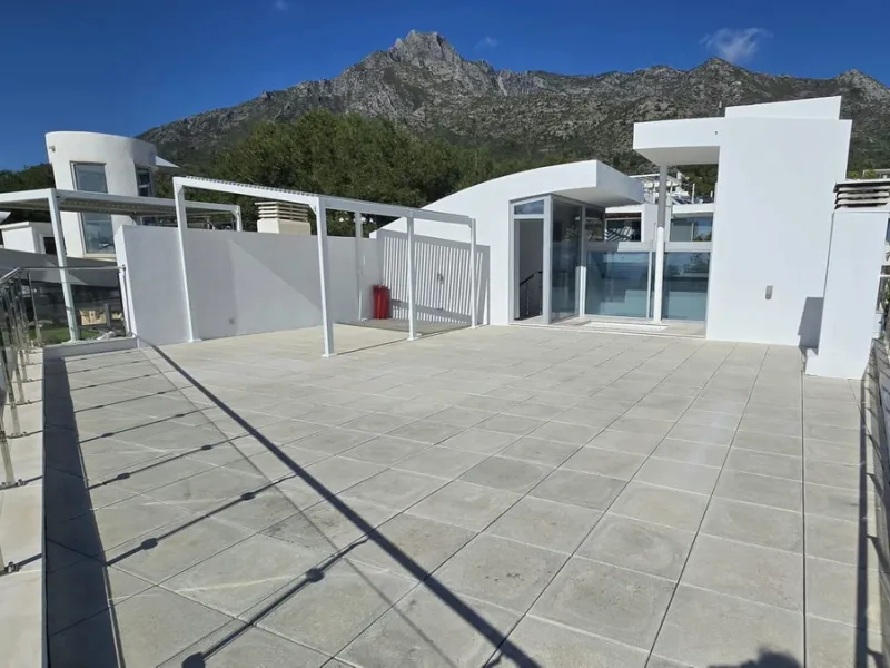 Modern Luxury Semi-detached house in Meisho Hills, Sierra Blanca