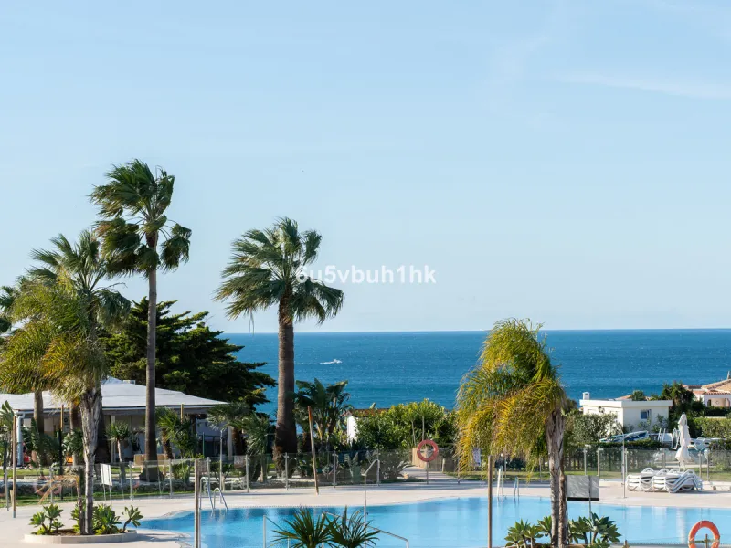 Discover refined coastal living in this beautifully presented 2-bedroom, 2-bathroom apartment, located in Balcones del Chaparral, one of the area's most sought-after residential communities.
