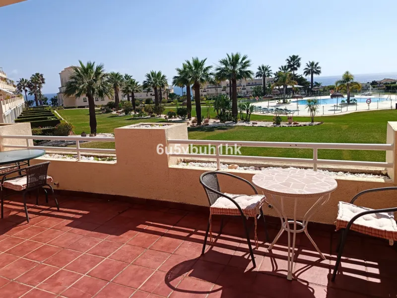 Discover refined coastal living in this beautifully presented 2-bedroom, 2-bathroom apartment, located in Balcones del Chaparral, one of the area's most sought-after residential communities.
