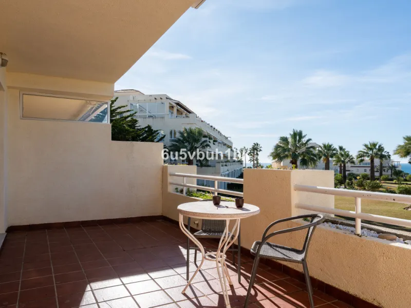 Discover refined coastal living in this beautifully presented 2-bedroom, 2-bathroom apartment, located in Balcones del Chaparral, one of the area's most sought-after residential communities.