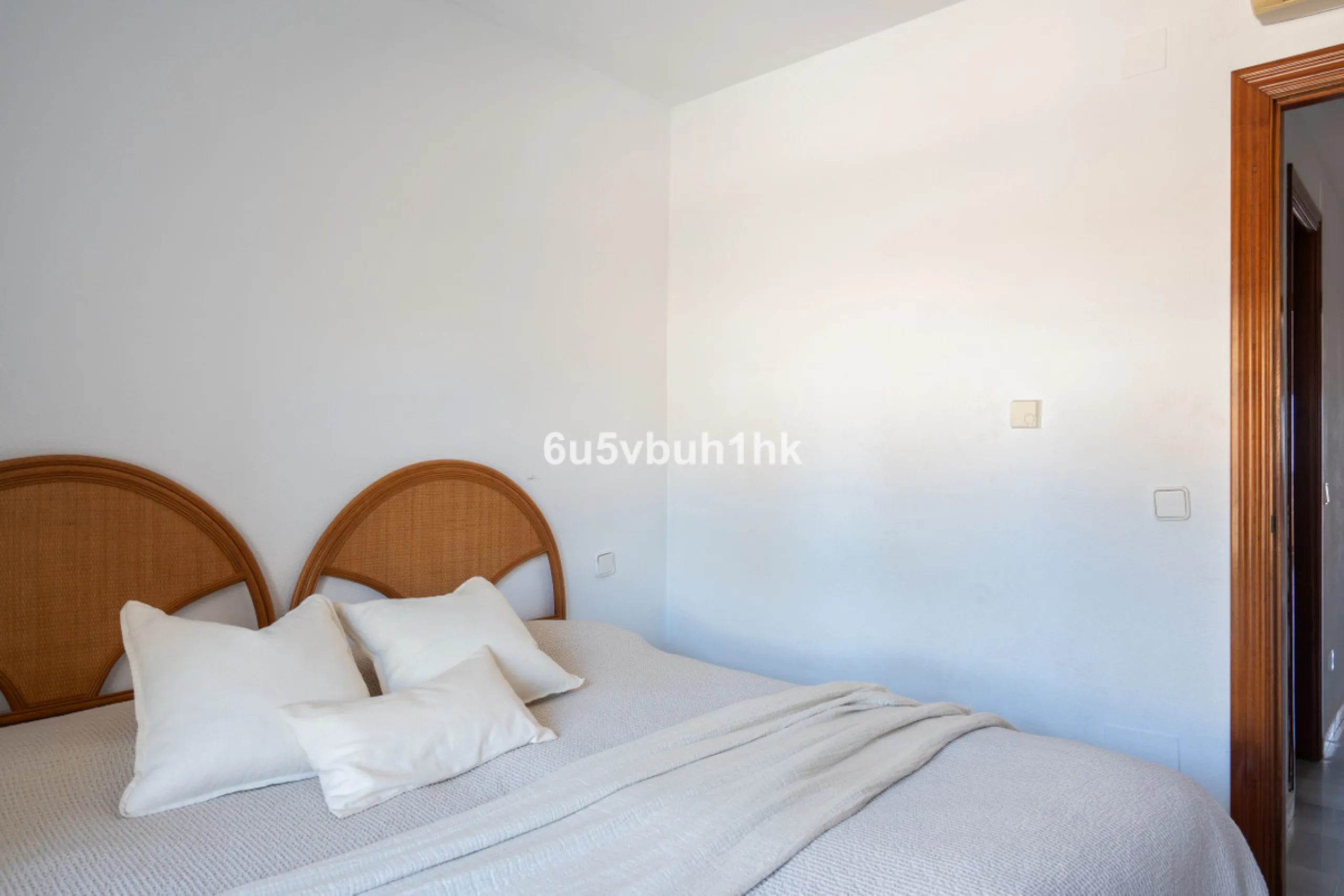 Discover refined coastal living in this beautifully presented 2-bedroom, 2-bathroom apartment, located in Balcones del Chaparral, one of the area's most sought-after residential communities.