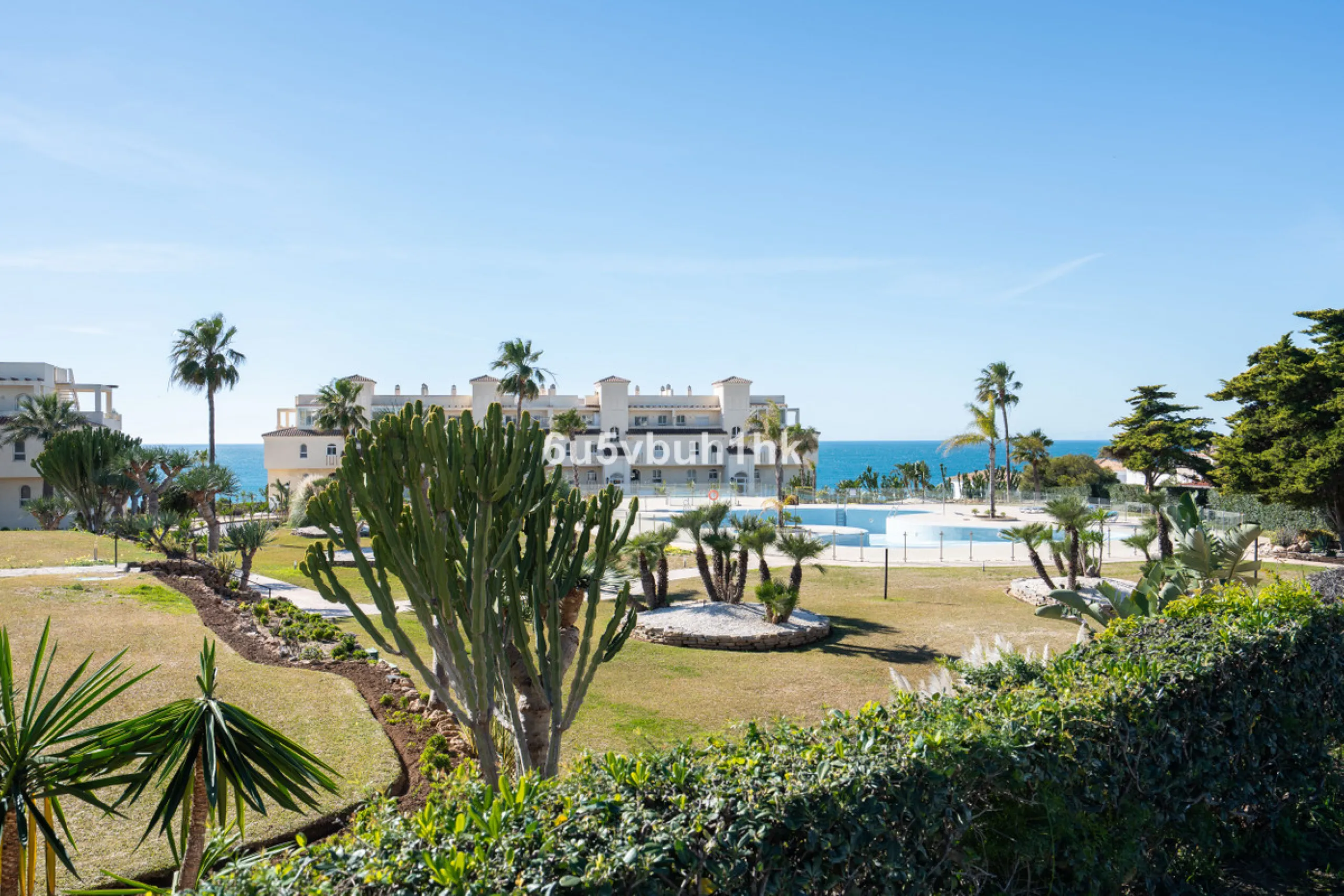 Discover refined coastal living in this beautifully presented 2-bedroom, 2-bathroom apartment, located in Balcones del Chaparral, one of the area's most sought-after residential communities.