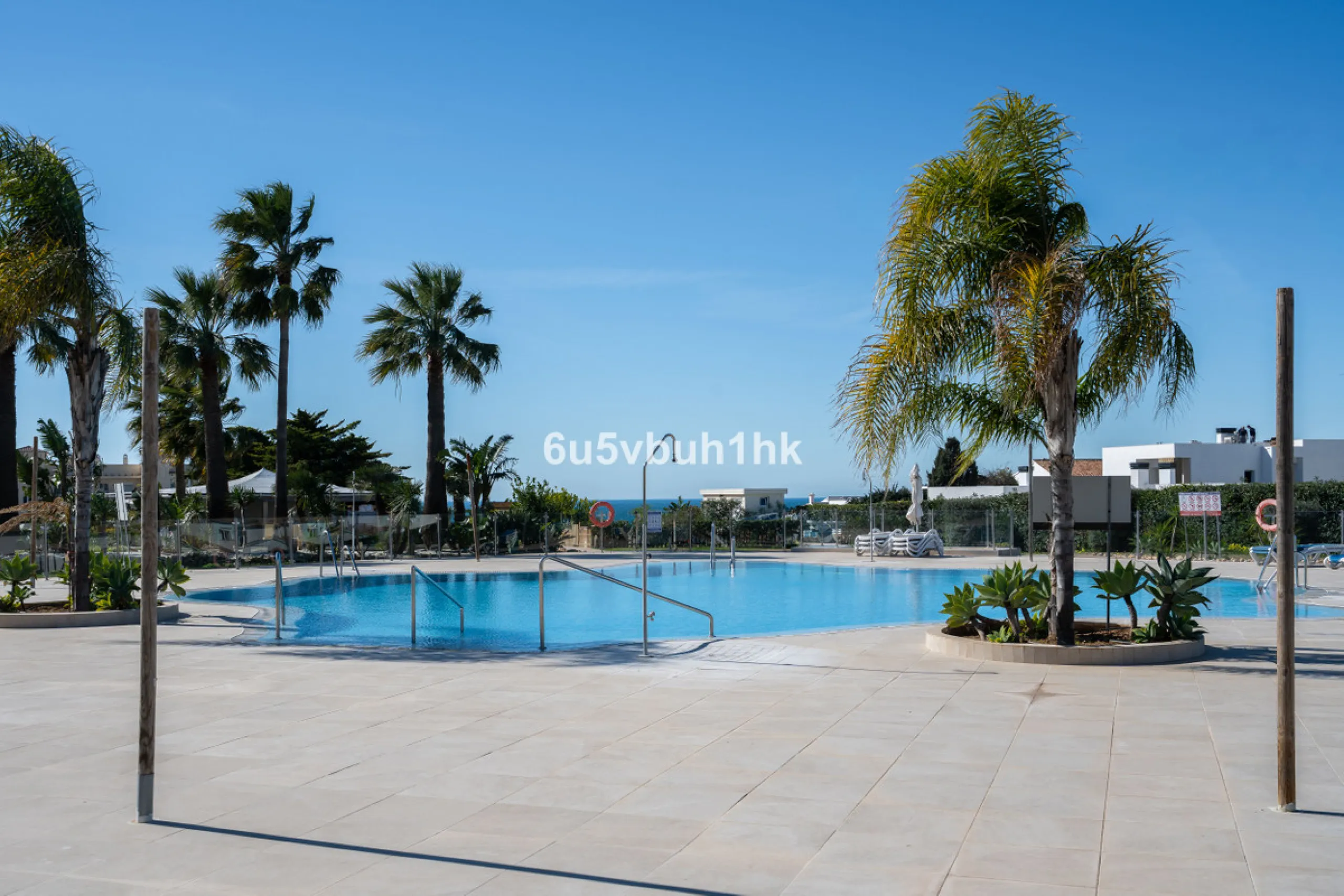Discover refined coastal living in this beautifully presented 2-bedroom, 2-bathroom apartment, located in Balcones del Chaparral, one of the area's most sought-after residential communities.