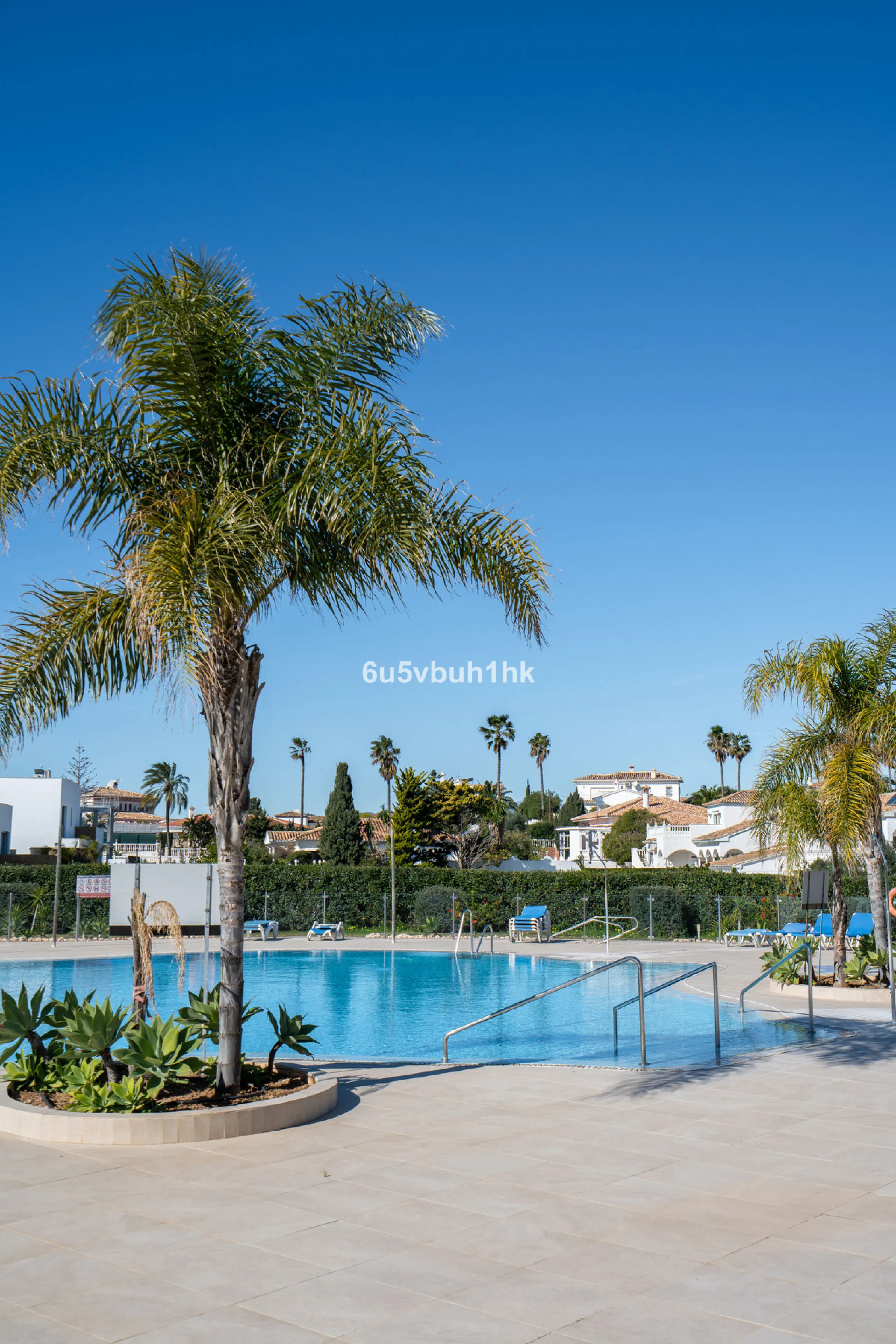 Discover refined coastal living in this beautifully presented 2-bedroom, 2-bathroom apartment, located in Balcones del Chaparral, one of the area's most sought-after residential communities.