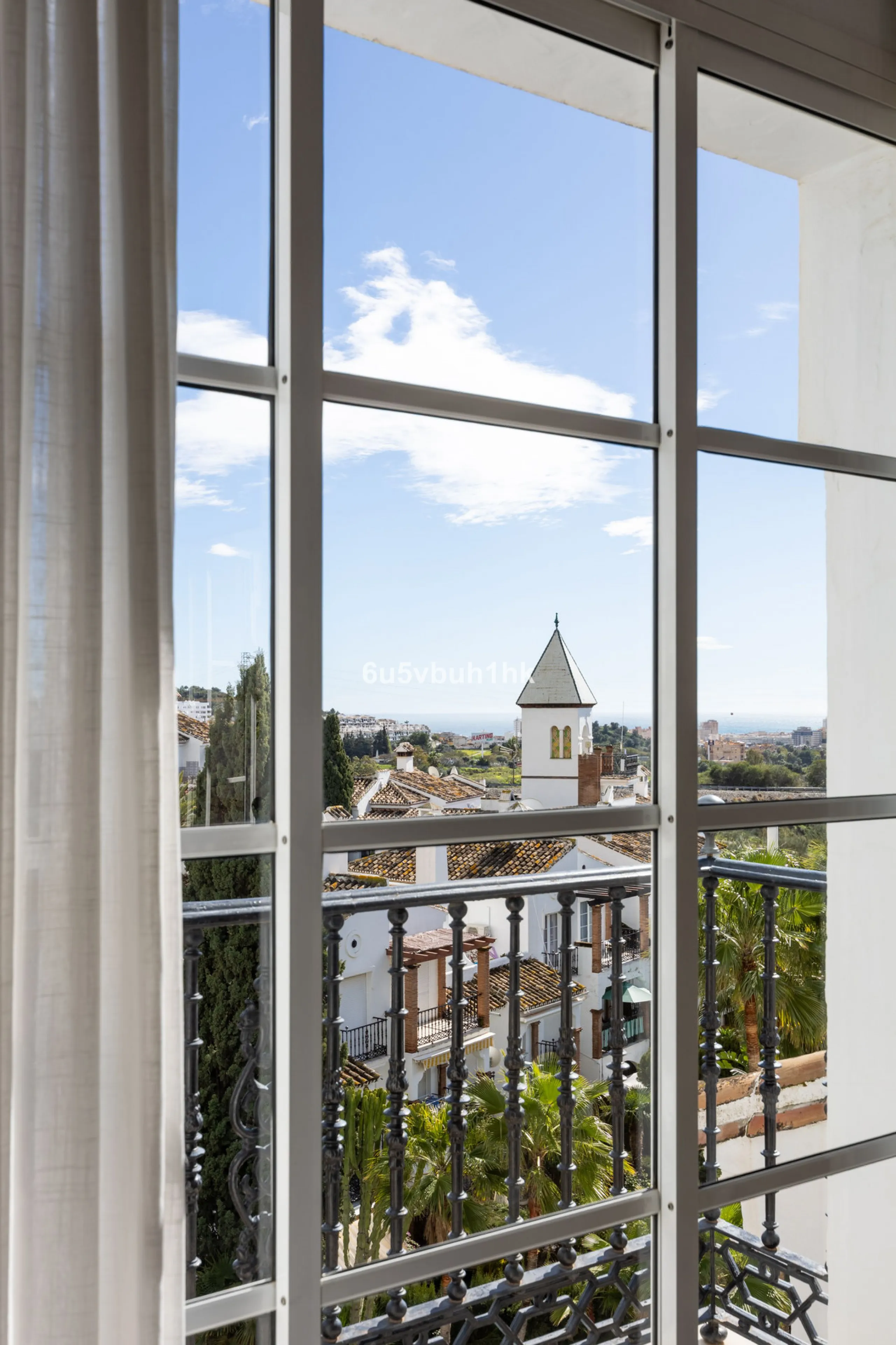 Apartment - Penthouse в продаже в Mijas, Málaga. В доме 2 спален и 2 ванных комнат. Площадь дома 108 м²