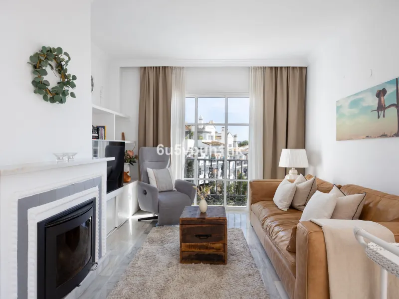 Apartment - Penthouse в продаже в Mijas, Málaga. В доме 2 спален и 2 ванных комнат. Площадь дома 108 м²
