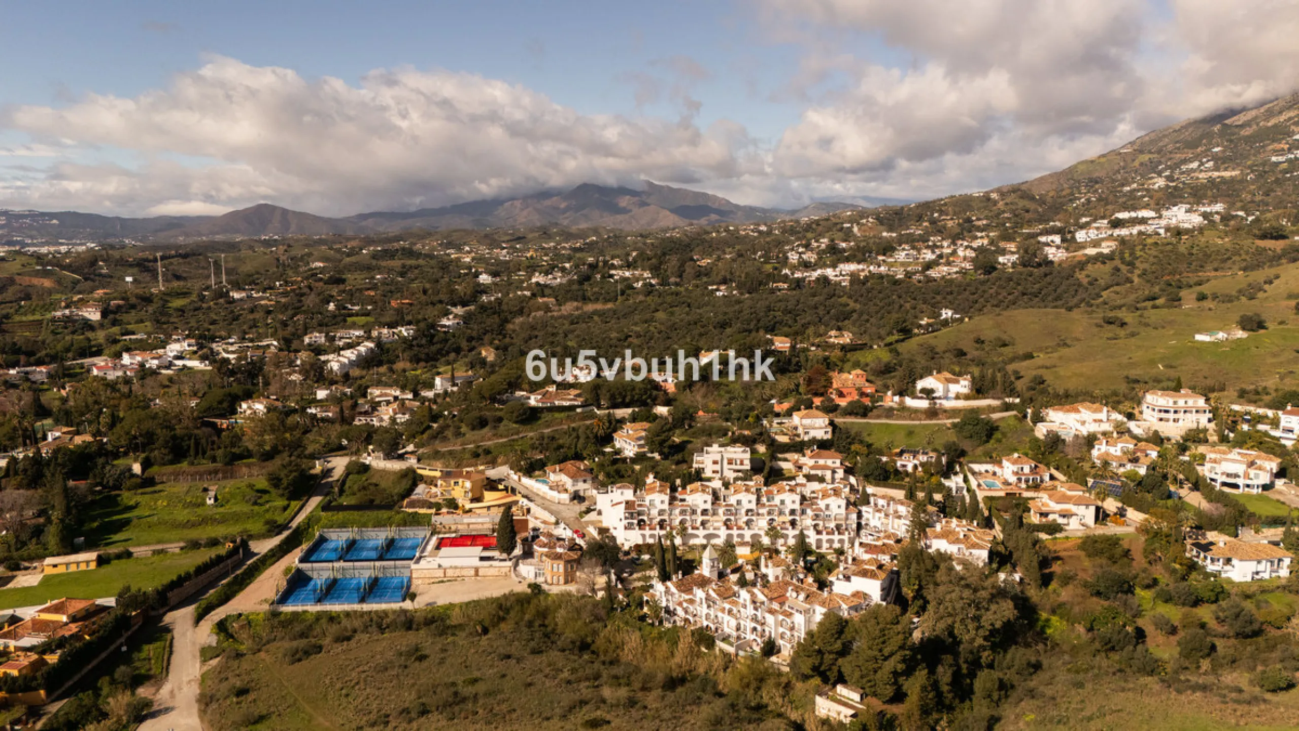 Apartment - Penthouse в продаже в Mijas, Málaga. В доме 2 спален и 2 ванных комнат. Площадь дома 108 м²