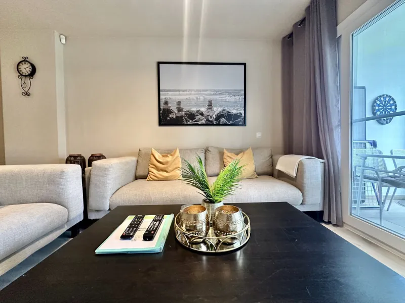 EXCLUSIVE BEACHFRONT APARTMENT IN MI CAPRICHO – GROUND FLOOR, 2 BEDROOMS, DIRECT POOL AND BEACH ACCESS & NEXT TO AMENITIES