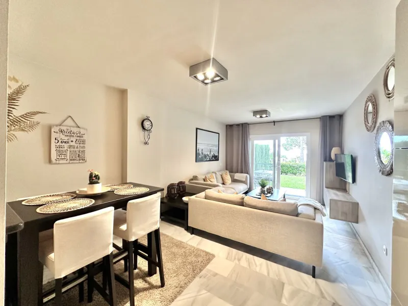 EXCLUSIVE BEACHFRONT APARTMENT IN MI CAPRICHO – GROUND FLOOR, 2 BEDROOMS, DIRECT POOL AND BEACH ACCESS & NEXT TO AMENITIES