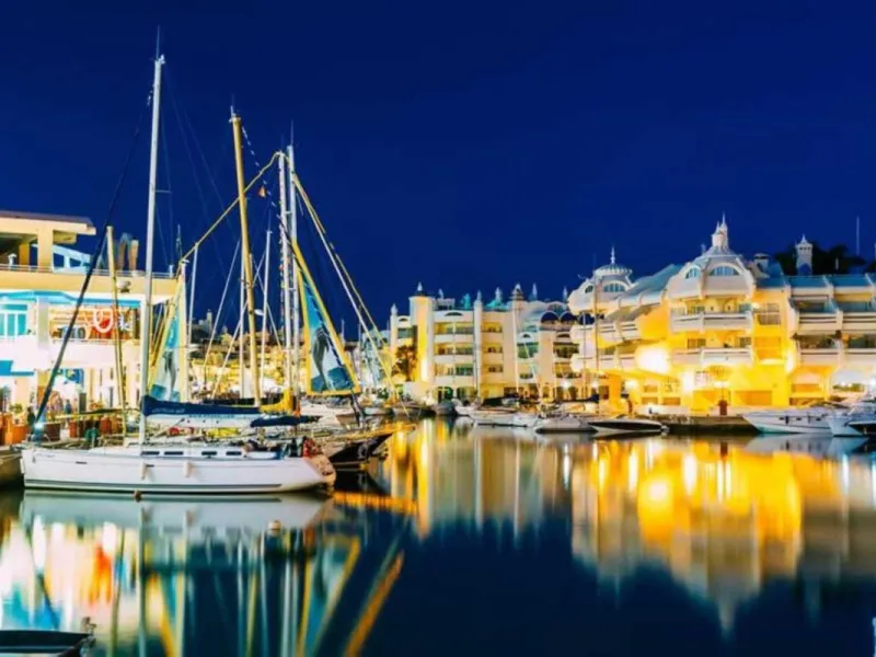 100M FROM THE BEACH, SEAVIEWS & PANORAMIC VIEWS ! NEXT TO THE MARINA OF BENALMADENA