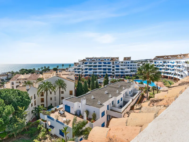 Apartment - Penthouse Duplex в продаже в Manilva, Málaga. В доме 3 спален и 3 ванных комнат. Площадь дома 184 м²