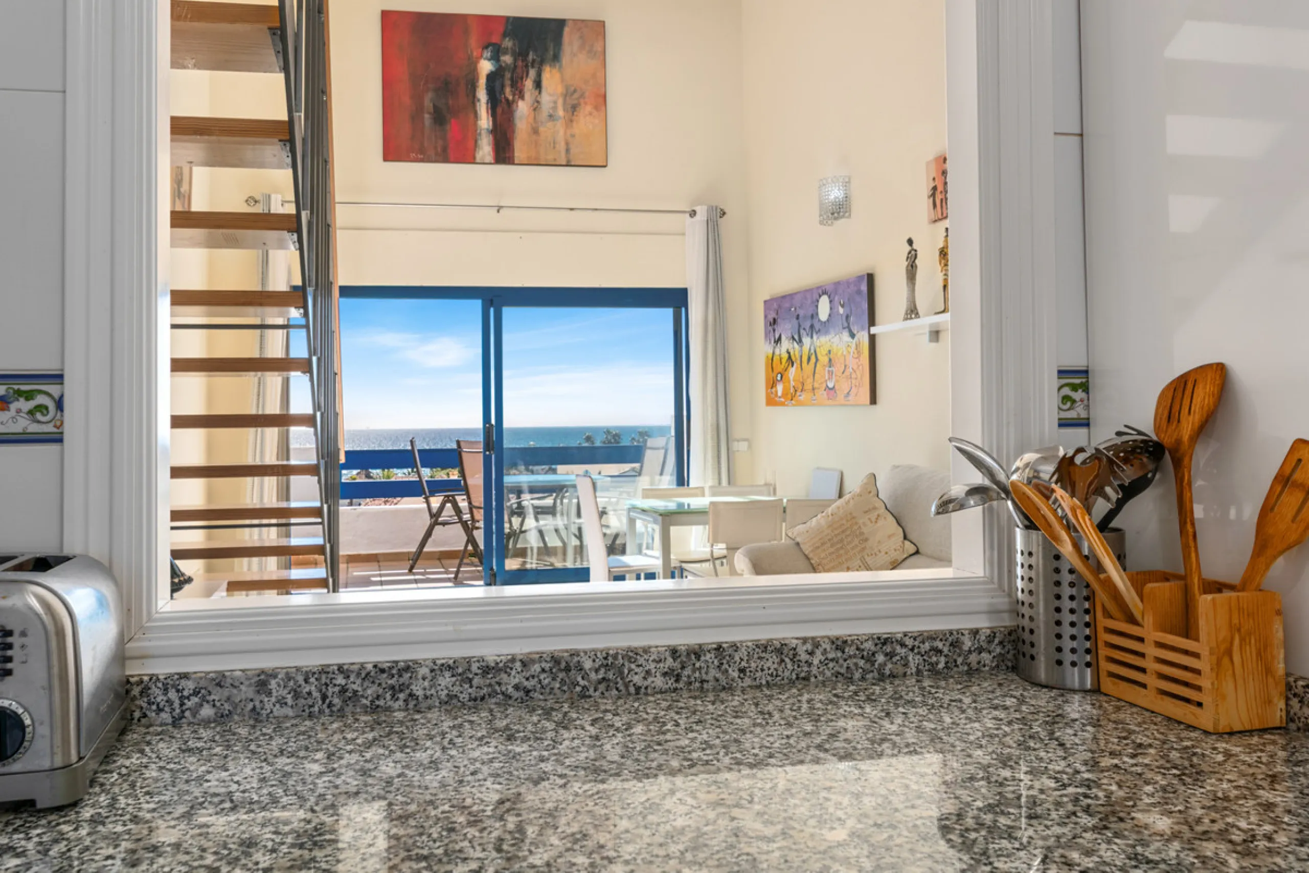 Apartment - Penthouse Duplex в продаже в Manilva, Málaga. В доме 3 спален и 3 ванных комнат. Площадь дома 184 м²