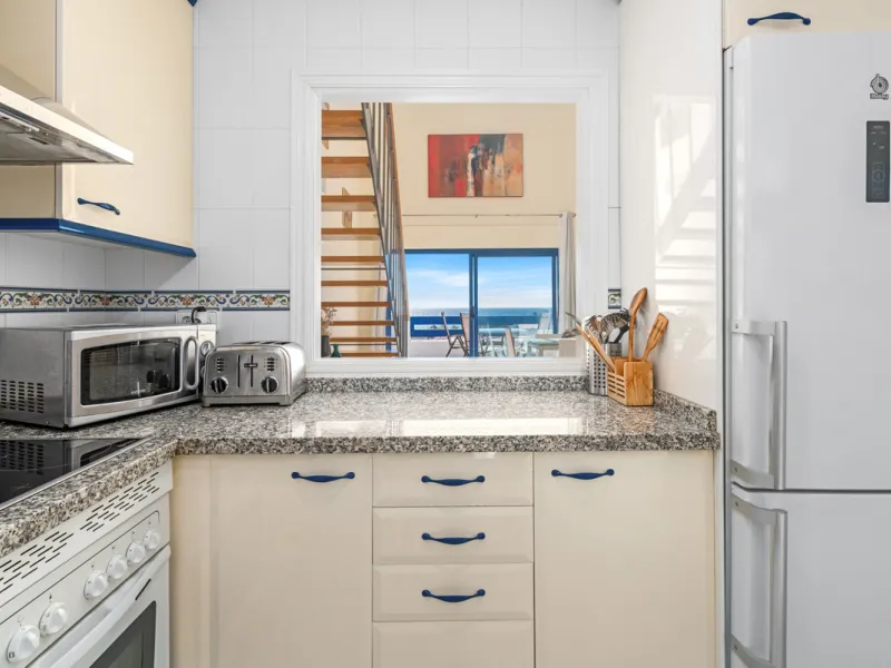 Apartment - Penthouse Duplex в продаже в Manilva, Málaga. В доме 3 спален и 3 ванных комнат. Площадь дома 184 м²