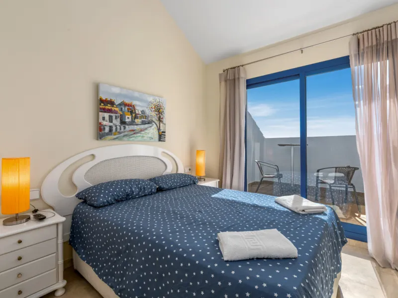 Apartment - Penthouse Duplex в продаже в Manilva, Málaga. В доме 3 спален и 3 ванных комнат. Площадь дома 184 м²