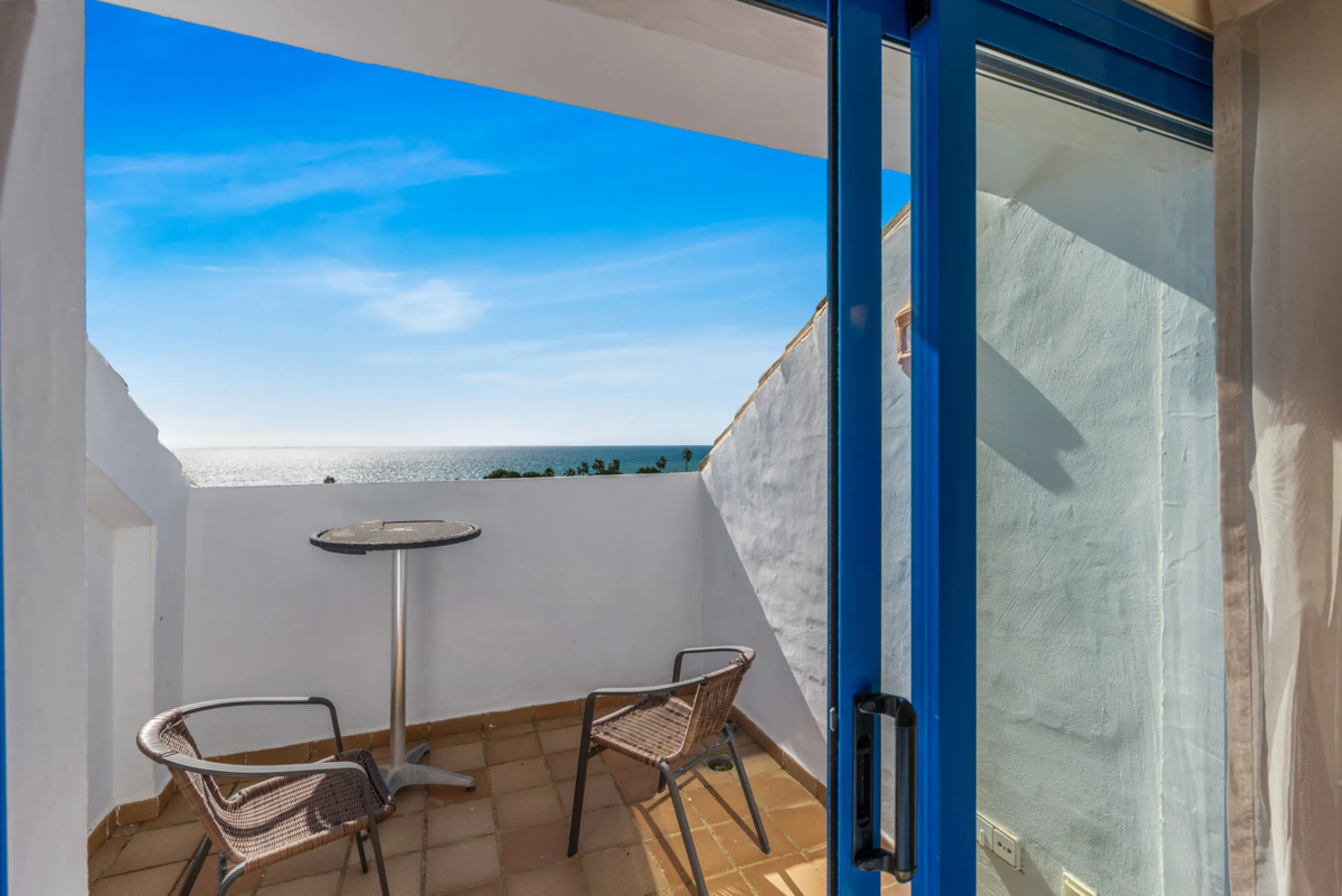 Apartment - Penthouse Duplex в продаже в Manilva, Málaga. В доме 3 спален и 3 ванных комнат. Площадь дома 184 м²
