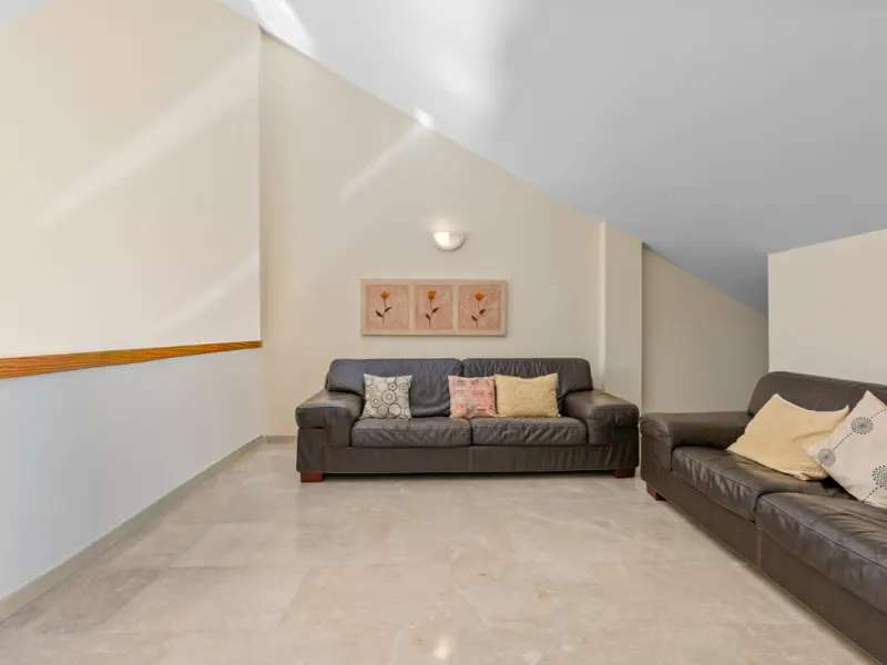 Apartment - Penthouse Duplex в продаже в Manilva, Málaga. В доме 3 спален и 3 ванных комнат. Площадь дома 184 м²
