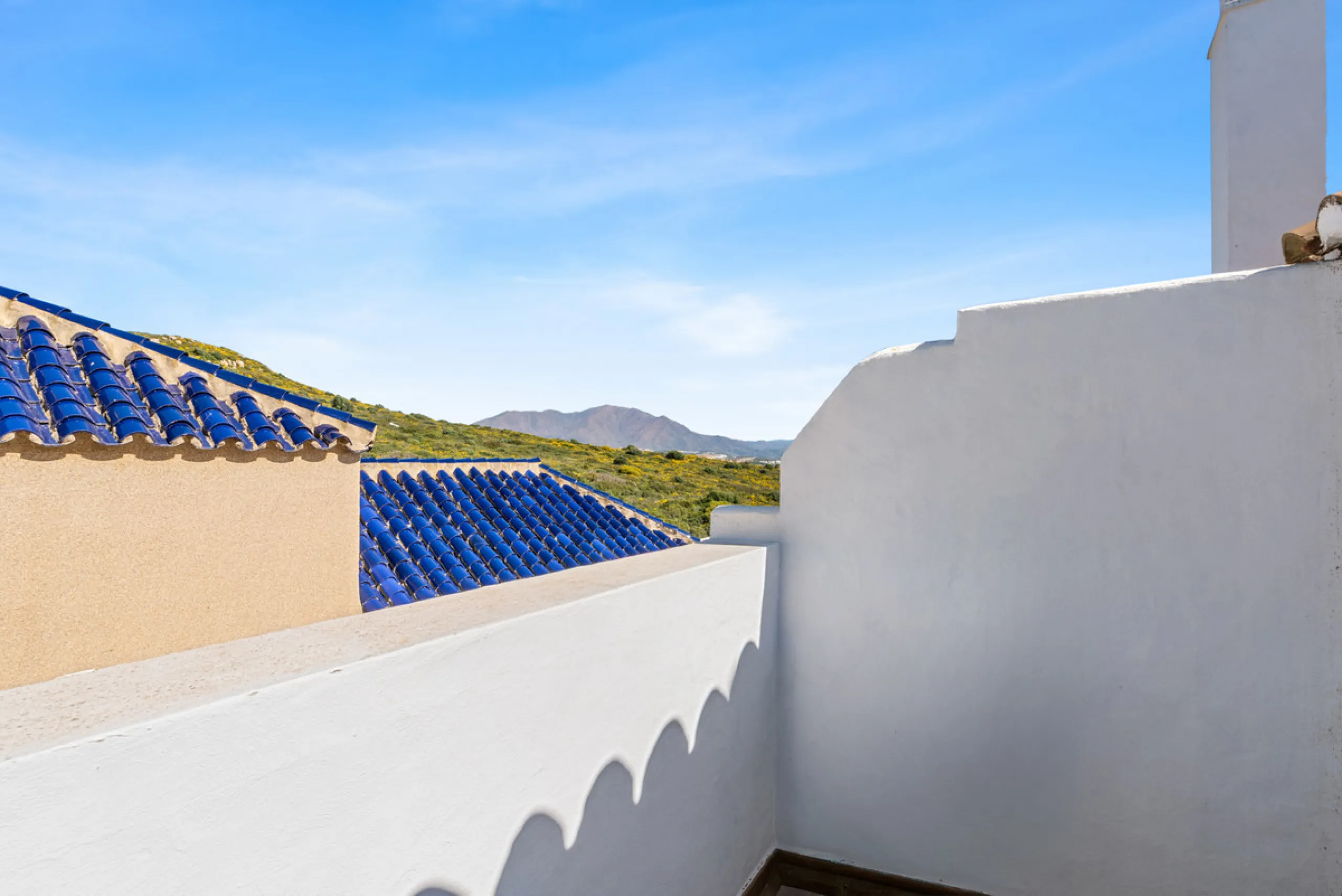Apartment - Penthouse Duplex в продаже в Manilva, Málaga. В доме 3 спален и 3 ванных комнат. Площадь дома 184 м²