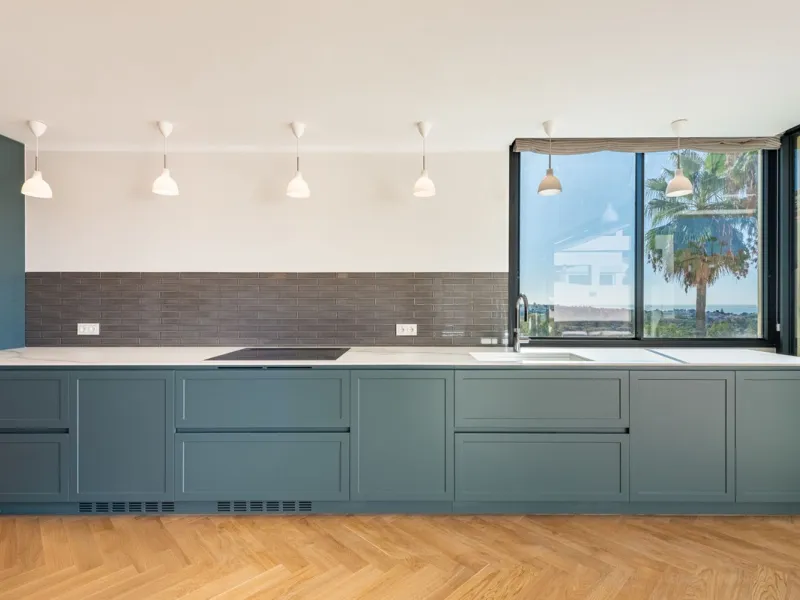 Apartment - Middle Floor Apartment в продаже в Marbella, Málaga. В доме 2 спален и 2 ванных комнат. Площадь дома 169 м²