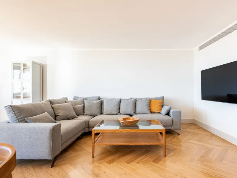 Apartment - Middle Floor Apartment в продаже в Marbella, Málaga. В доме 2 спален и 2 ванных комнат. Площадь дома 169 м²