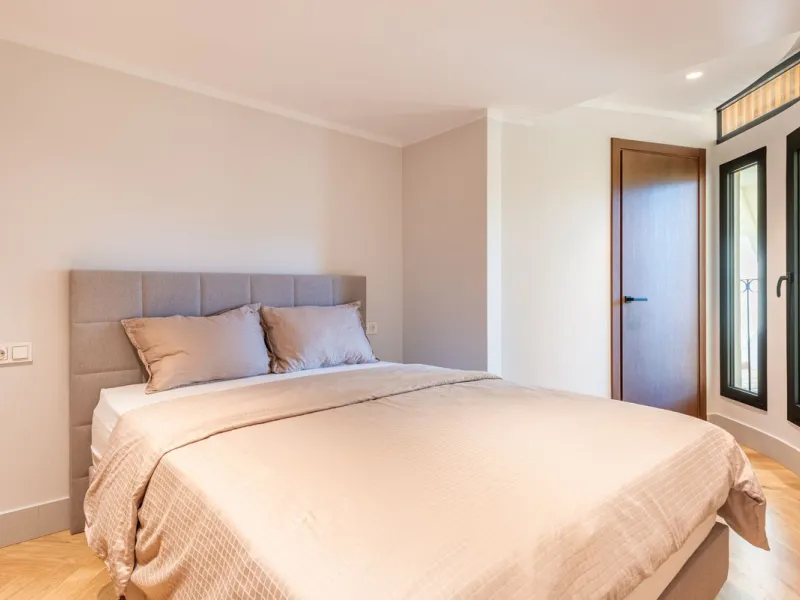 Apartment - Middle Floor Apartment в продаже в Marbella, Málaga. В доме 2 спален и 2 ванных комнат. Площадь дома 169 м²