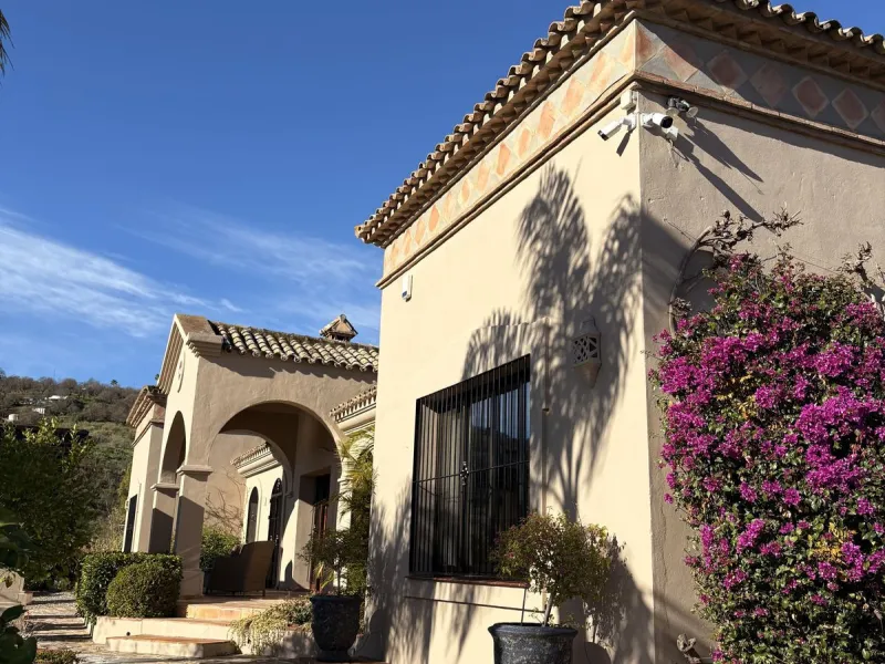 House - Detached Villa в продаже в Monda, Málaga. В доме 4 спален и 3 ванных комнат. Площадь дома 234 м². Площадь участка 7902 м²