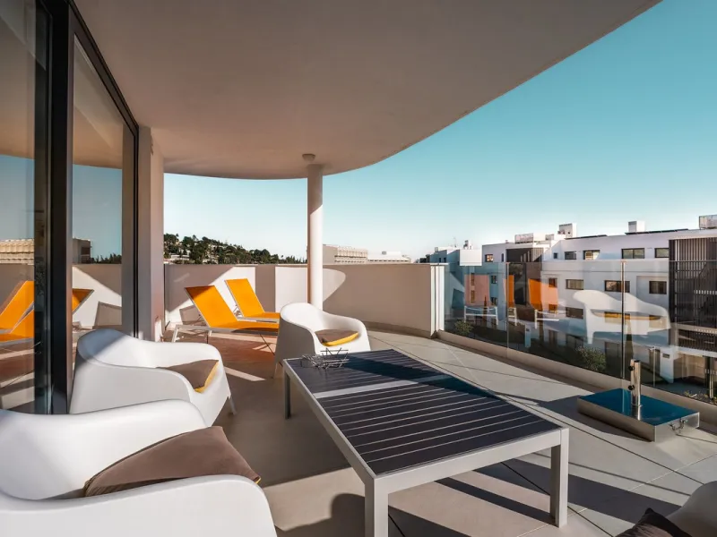 Modern and Bright Apartment in Higuerón West, Fuengirola