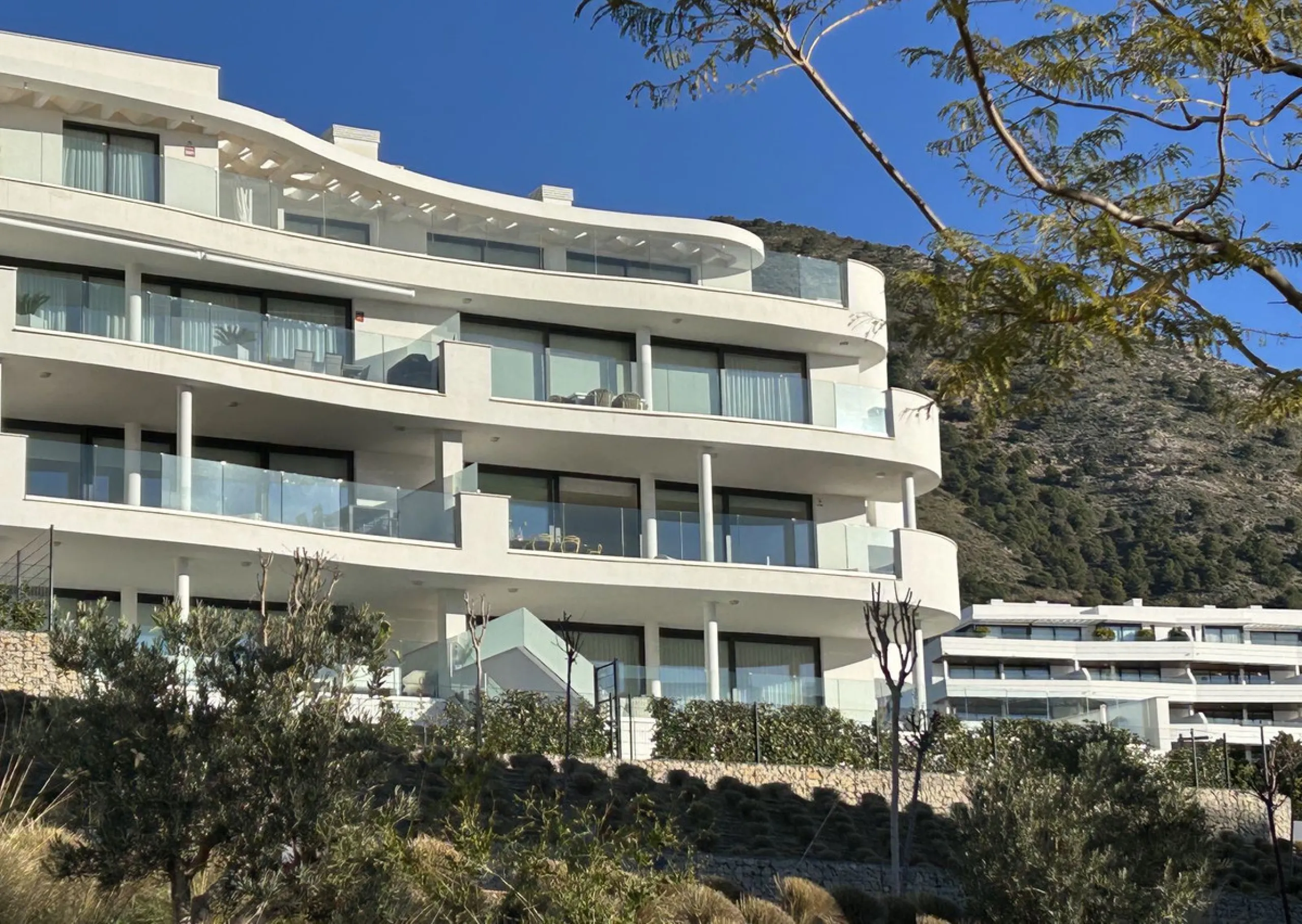 Modern and Bright Apartment in Higuerón West, Fuengirola