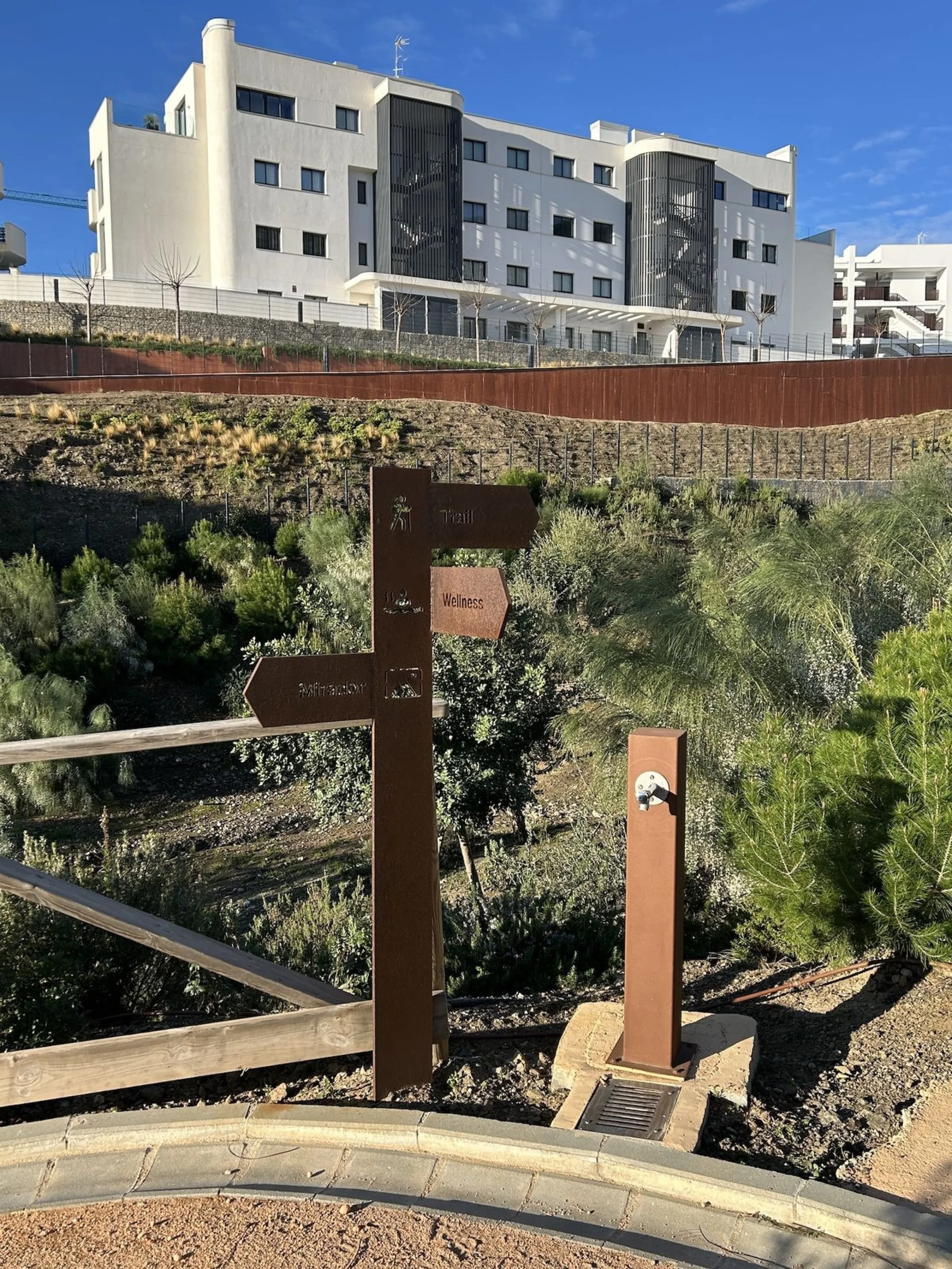 Modern and Bright Apartment in Higuerón West, Fuengirola