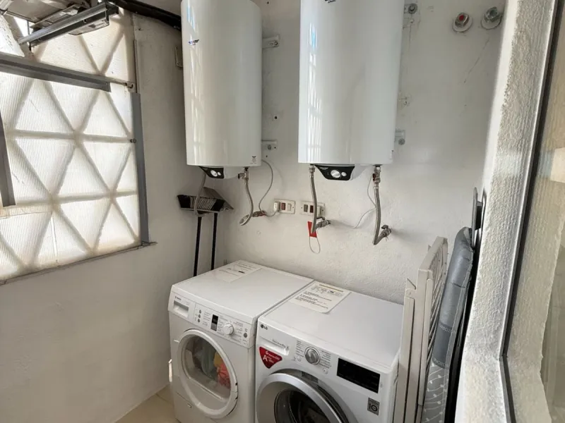 Apartment - Middle Floor Apartment в продаже в Marbella, Málaga. В доме 2 спален и 2 ванных комнат. Площадь дома 114 м²