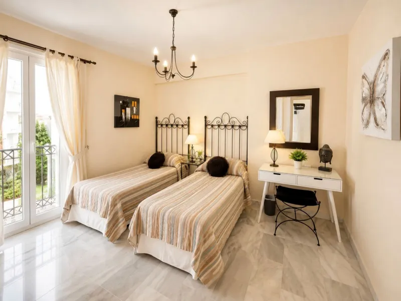 Apartment - Middle Floor Apartment в продаже в Marbella, Málaga. В доме 2 спален и 2 ванных комнат. Площадь дома 114 м²