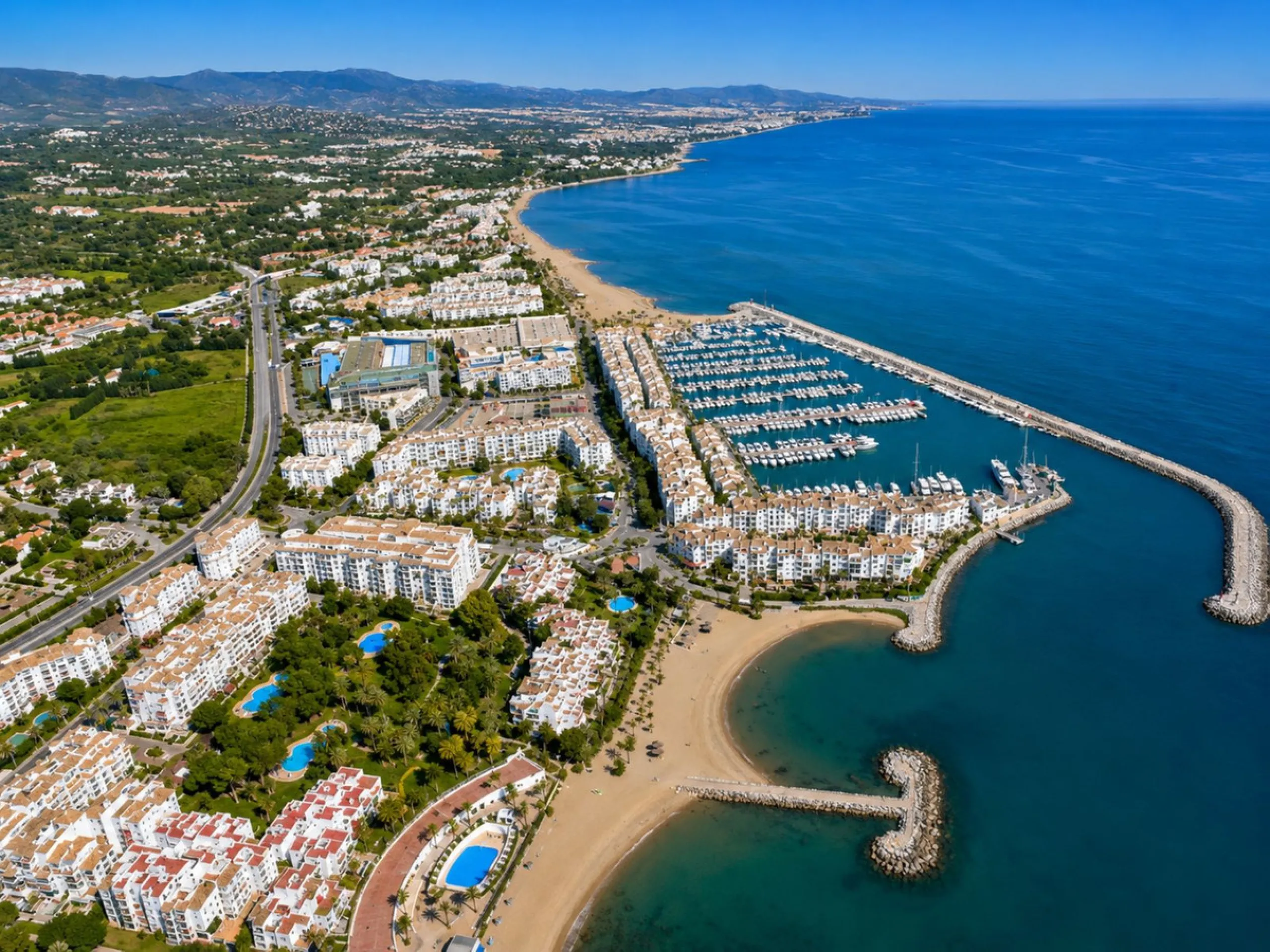 Apartment - Middle Floor Apartment в продаже в Marbella, Málaga. В доме 2 спален и 2 ванных комнат. Площадь дома 114 м²