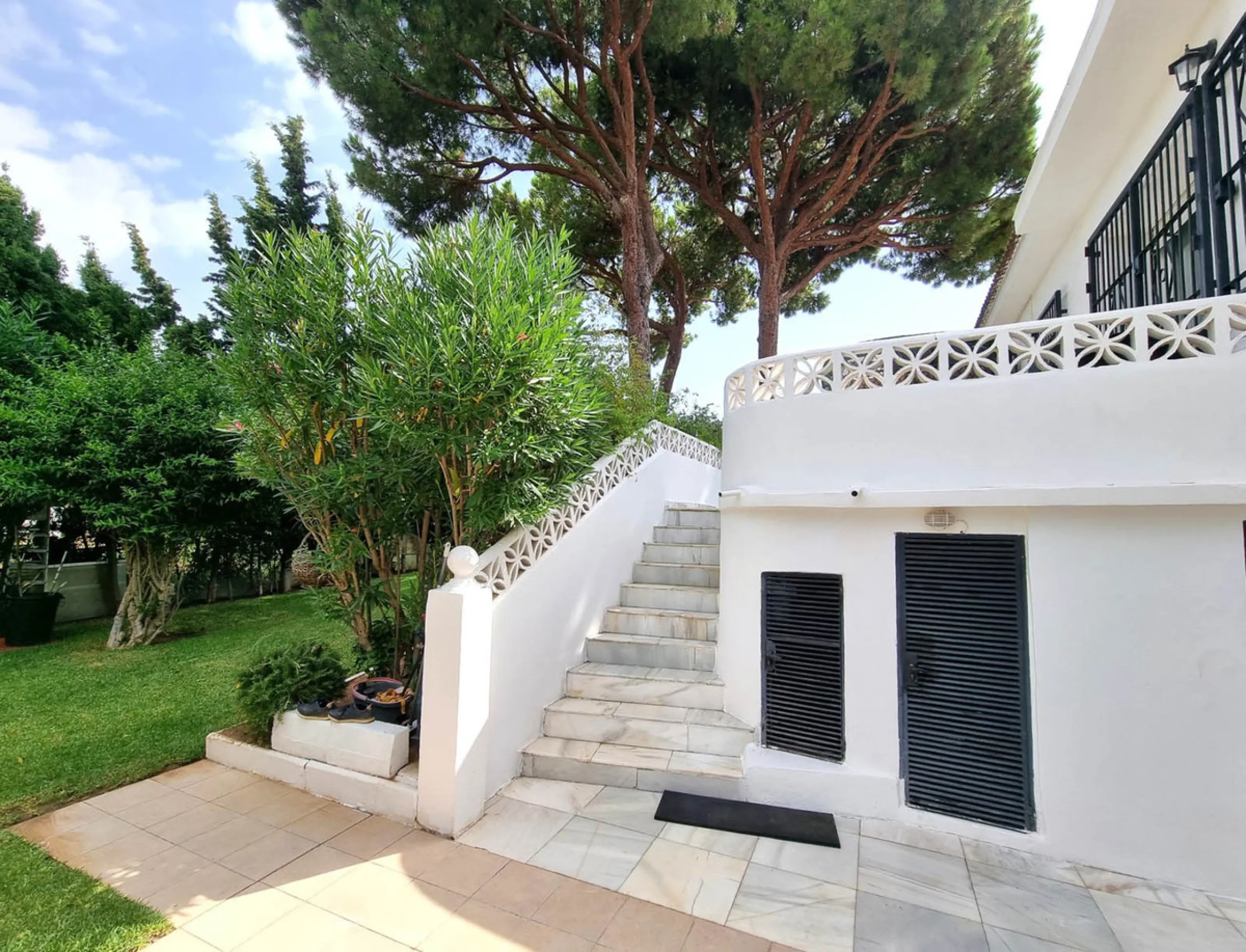 Charming Detached Villa in Lower Calahonda, Mijas