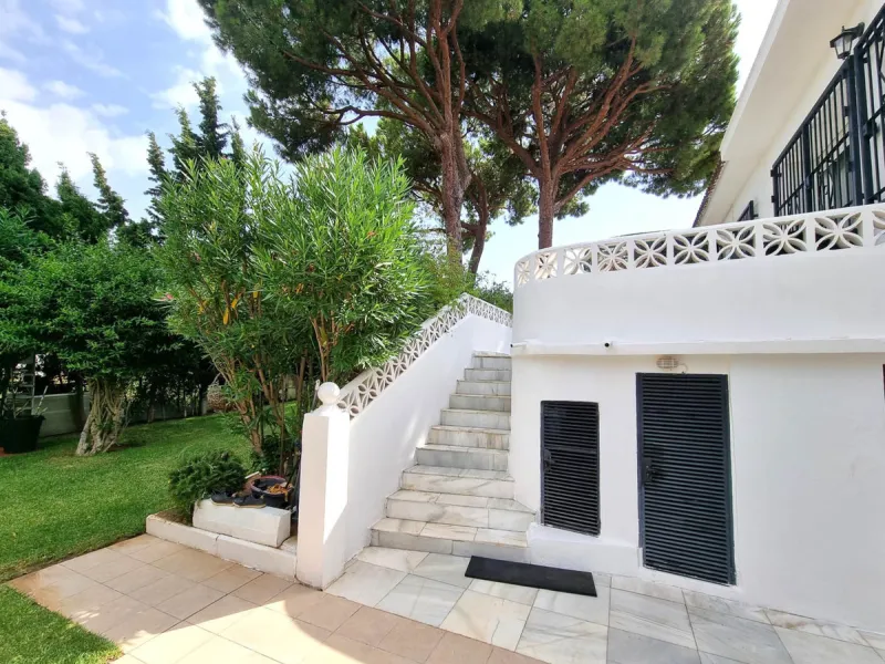 Charming Detached Villa in Lower Calahonda, Mijas