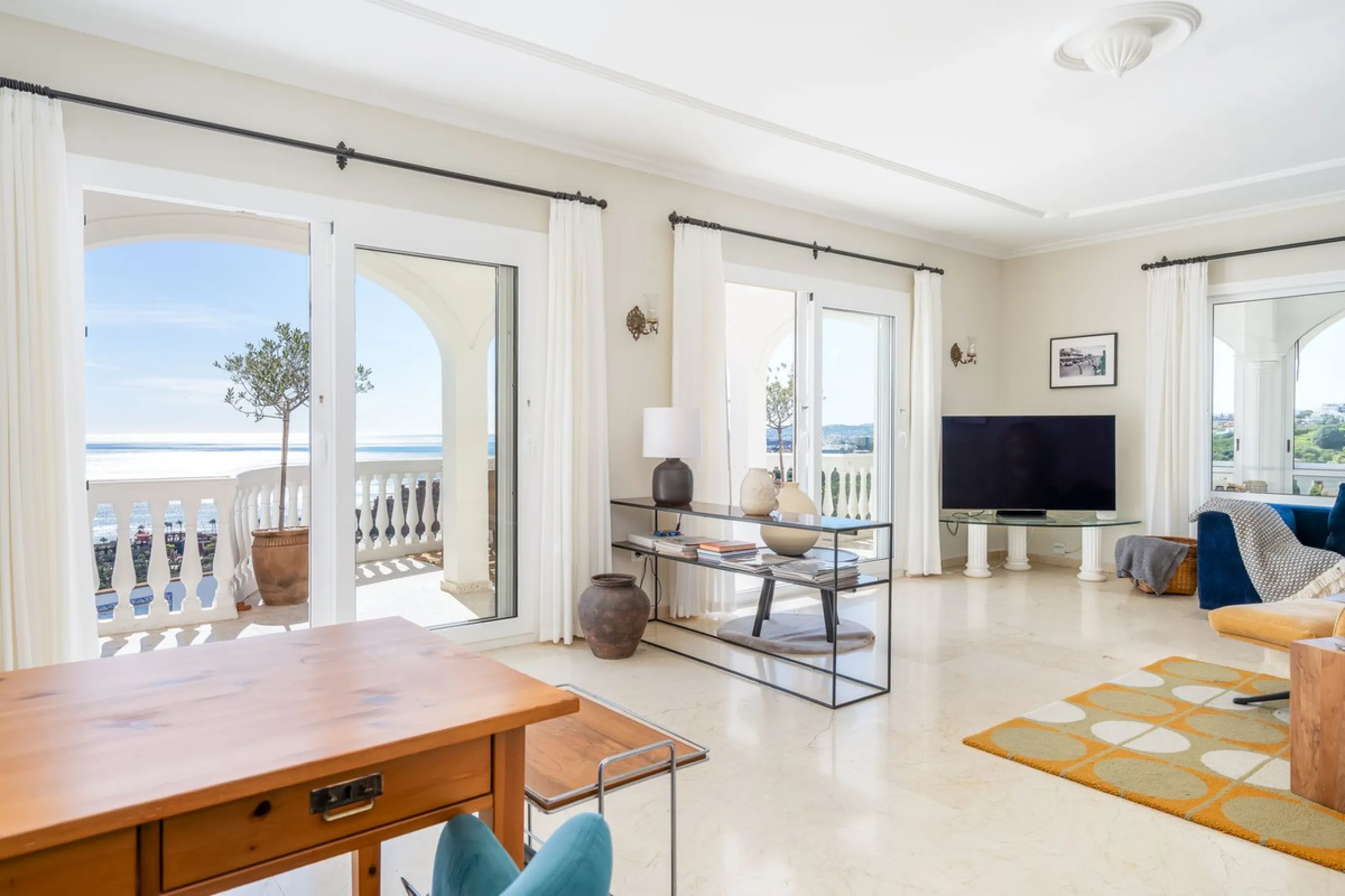 **Stunning Villa with Panoramic Sea Views in La Capellania, Benalmádena**