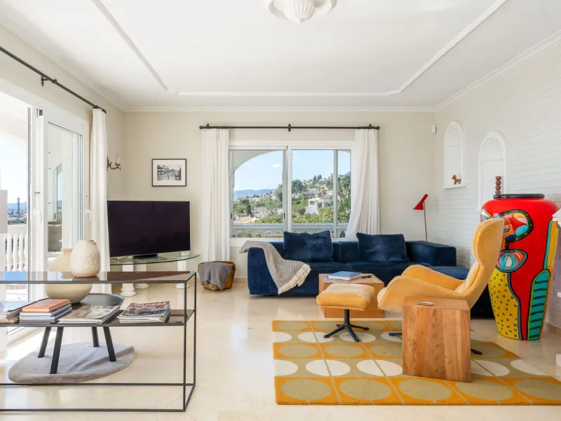 **Stunning Villa with Panoramic Sea Views in La Capellania, Benalmádena**