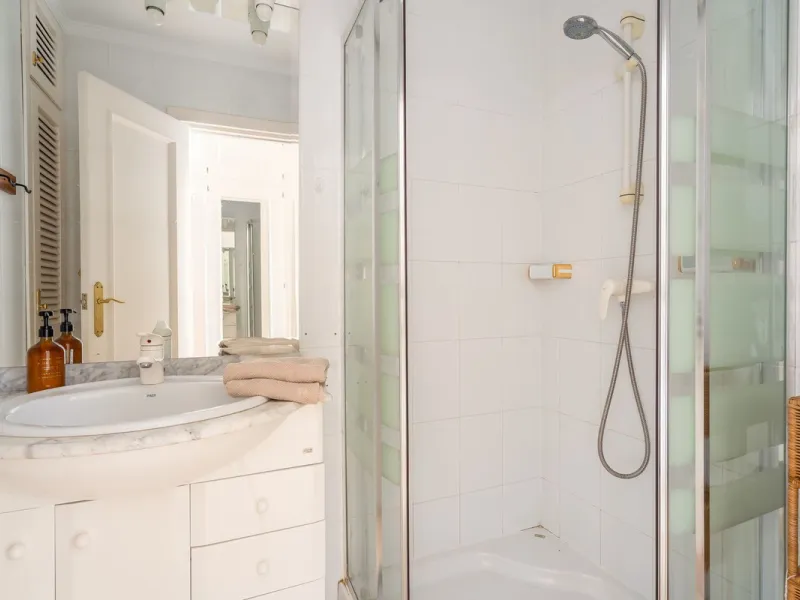 **Stunning Villa with Panoramic Sea Views in La Capellania, Benalmádena**