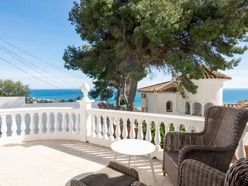 **Stunning Villa with Panoramic Sea Views in La Capellania, Benalmádena**