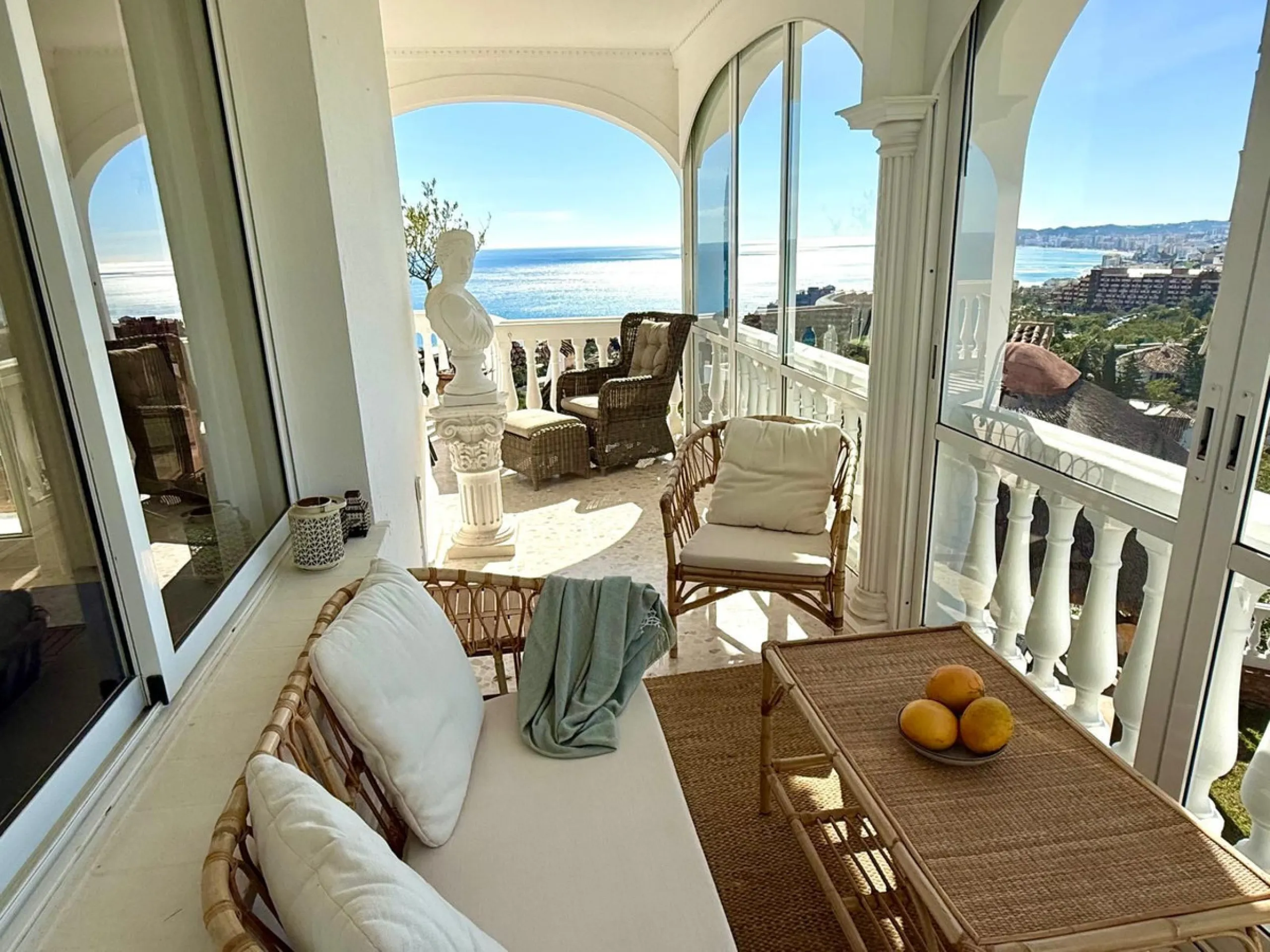 **Stunning Villa with Panoramic Sea Views in La Capellania, Benalmádena**