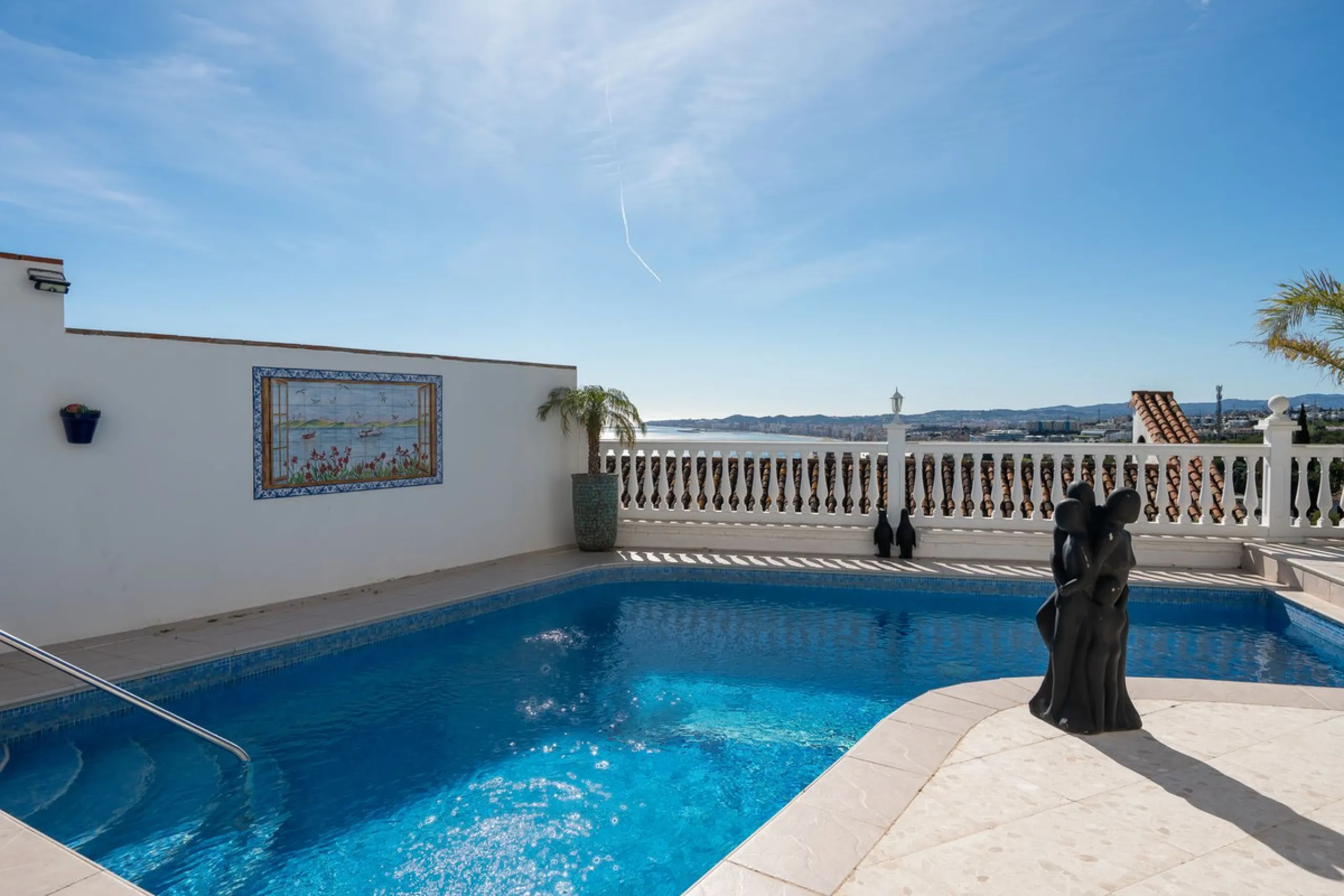 **Stunning Villa with Panoramic Sea Views in La Capellania, Benalmádena**
